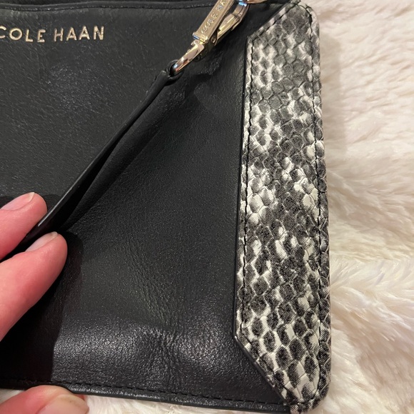 Cole Haan Black Leather and Snakeskin- like Clutch 71/2x5 - Picture 8 of 10